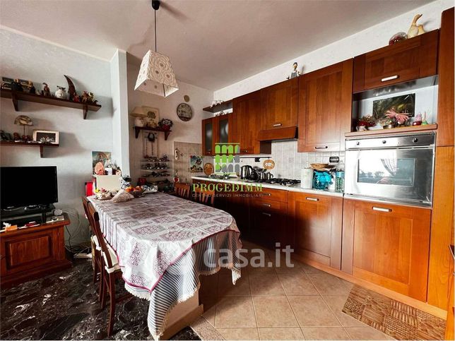 Appartamento in residenziale in Via Freinetto 51