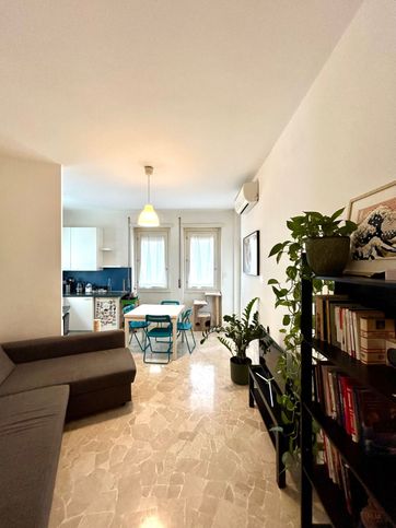 Appartamento in residenziale in Via Luigi Canonica 63