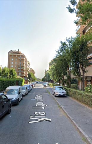 Negozio/locale commerciale in commerciale in Via Ugo la Malfa 15