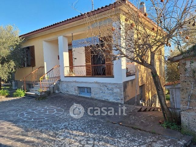 Casa indipendente in residenziale in VAIANO