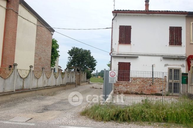 Casa indipendente in residenziale in 