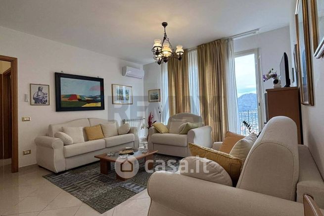 Appartamento in residenziale in Via Regione Siciliana 20