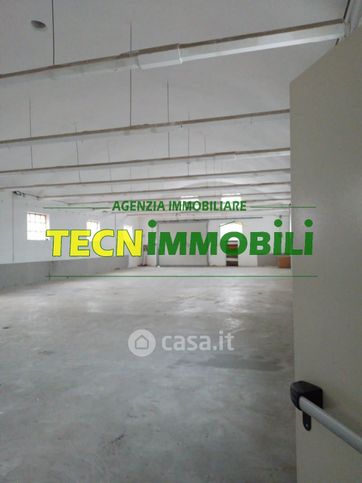 Capannone in commerciale in Via Prenestina Nuova