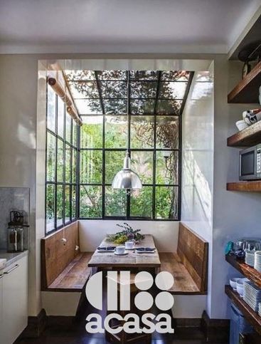 Casa bi/trifamiliare in residenziale in 