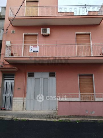 Casa indipendente in residenziale in Via Pitagora 6