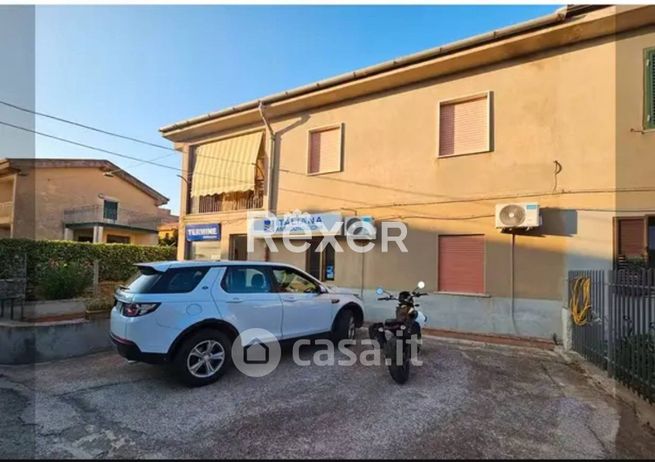 Appartamento in residenziale in Viale della Provincia