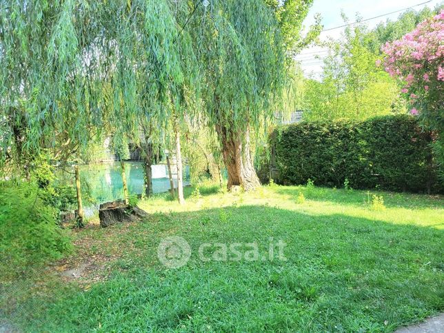 Appartamento in residenziale in Vicolo Fratelli Scotti 10