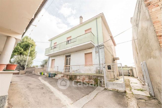 Appartamento in residenziale in Contrada Collevento