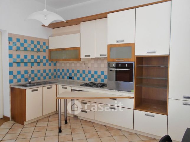 Appartamento in residenziale in Via Gaetano Donizetti 23
