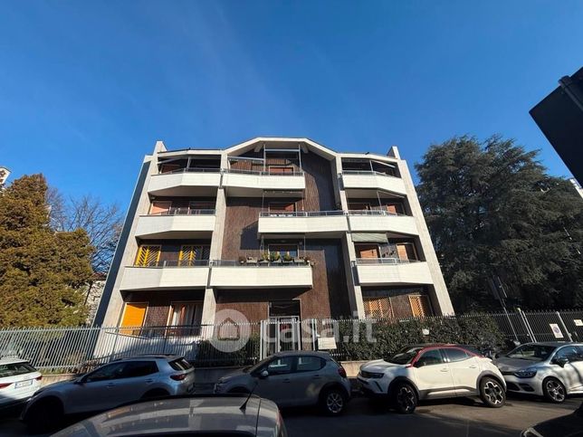 Appartamento in residenziale in Via Gozzadini 8