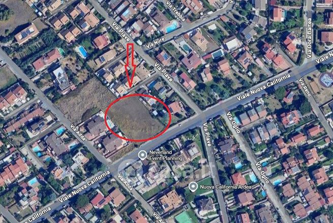Terreno edificabile in residenziale in Viale Nuova California