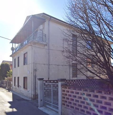 Appartamento in residenziale in Via A. Manzoni 26