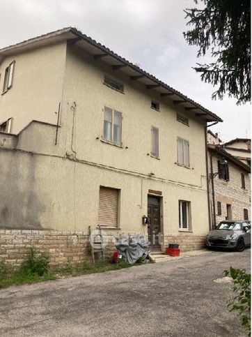 Casa indipendente in residenziale in Via Ponte Taverna 22