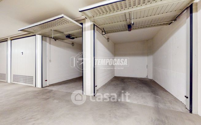 Box/posto auto in residenziale in Via Giovanni Chiassi