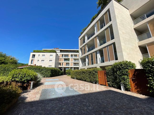 Appartamento in residenziale in Viale Italia 108 108