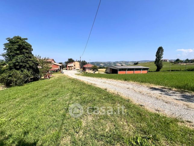 Terreno agricolo in commerciale in Via Don Mario Cenci