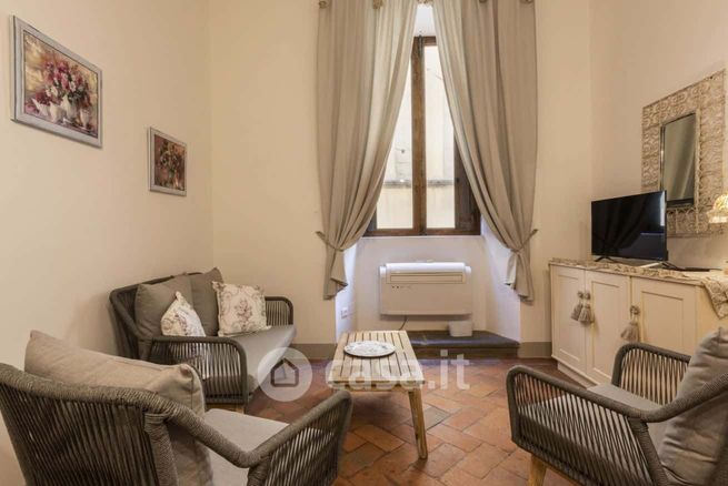 Appartamento in residenziale in Via Toscanella 8