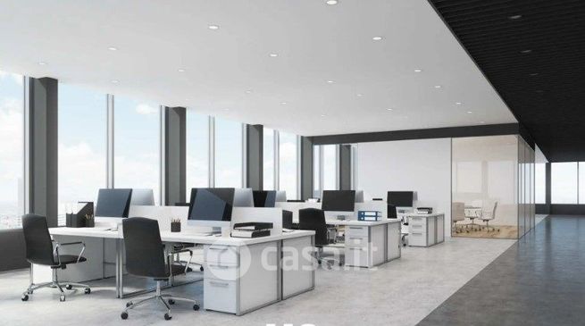 Ufficio in commerciale in 