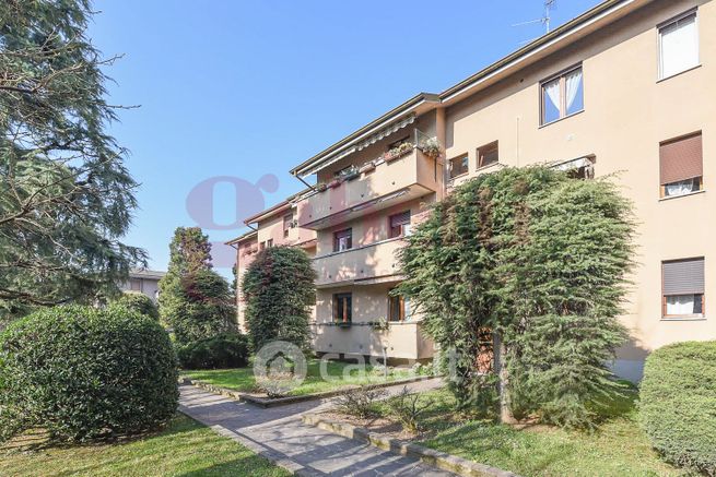 Appartamento in residenziale in Via Dosso Faiti 35