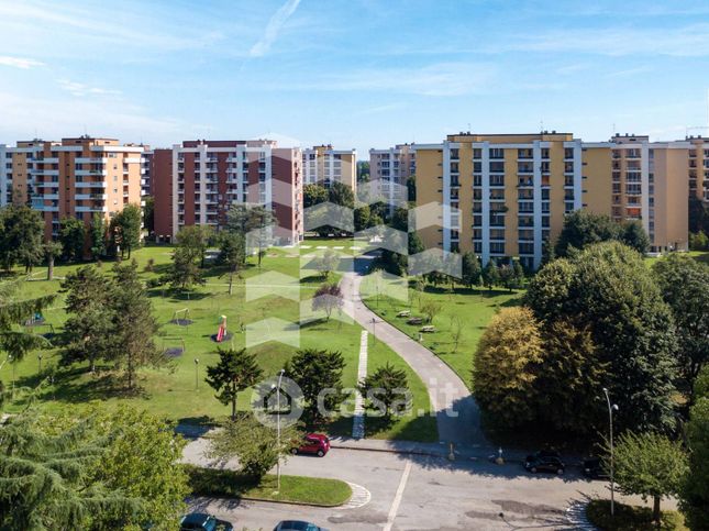 Appartamento in residenziale in Via Sporting Mirasole 47