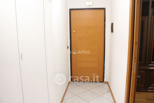 Appartamento in residenziale in Via Sorrento