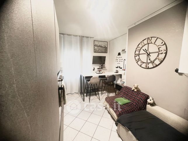 Appartamento in residenziale in Via Giacinto Menotti Serrati 8