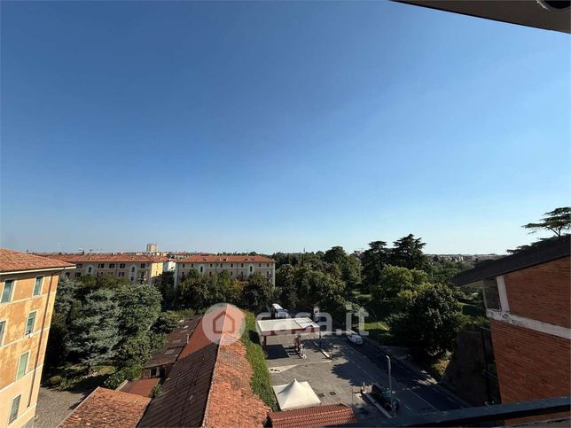 Appartamento in residenziale in Via Angelo Scarsellini 36