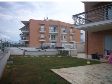 Appartamento in residenziale in Via Fontana Vecchia