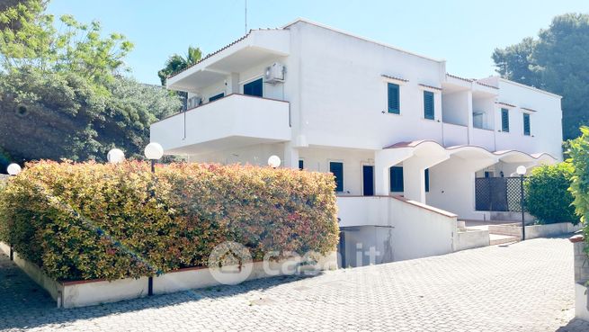 Casa bi/trifamiliare in residenziale in Via Ciclamini 5