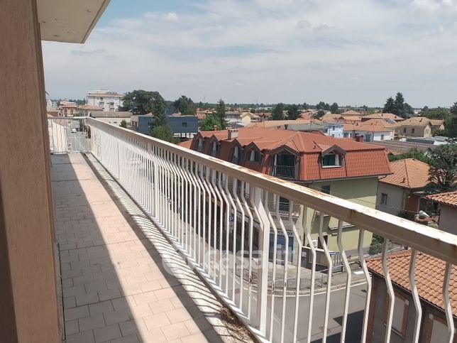 Appartamento in residenziale in Via Alvaros Colombo 32