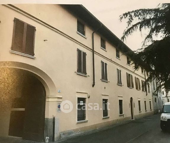 Casa indipendente in residenziale in Via Bertesi 6
