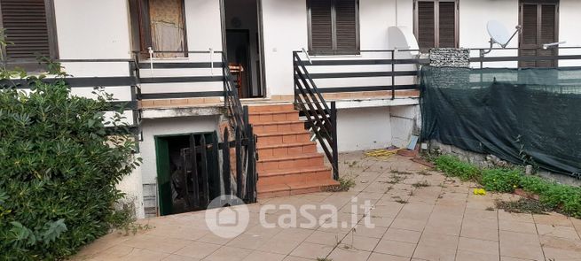 Villetta a schiera in residenziale in Località Capitello 54