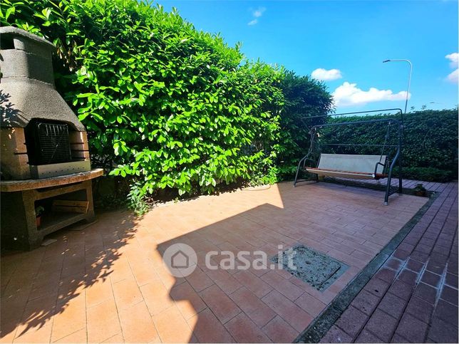 Appartamento in residenziale in Via Umberto Poli