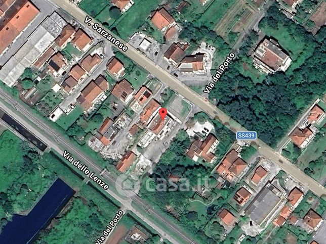 Attivitã /licenza (con o senza mura) in commerciale in Via Sarzanese Sud 1480