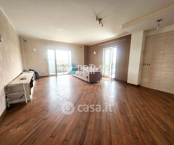 Appartamento in residenziale in Via Tamburriello 1