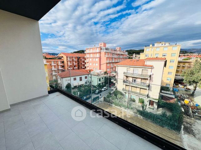 Appartamento in residenziale in Via Sicilia 33