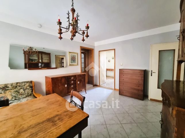 Appartamento in residenziale in Via Cisa 95