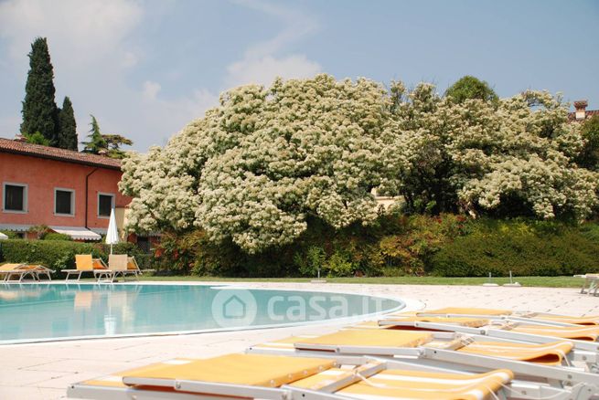 Appartamento in residenziale in Viale F. Agello 1