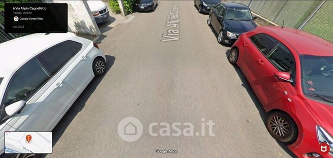 Ufficio in commerciale in Via Alipio Cappelletto 6