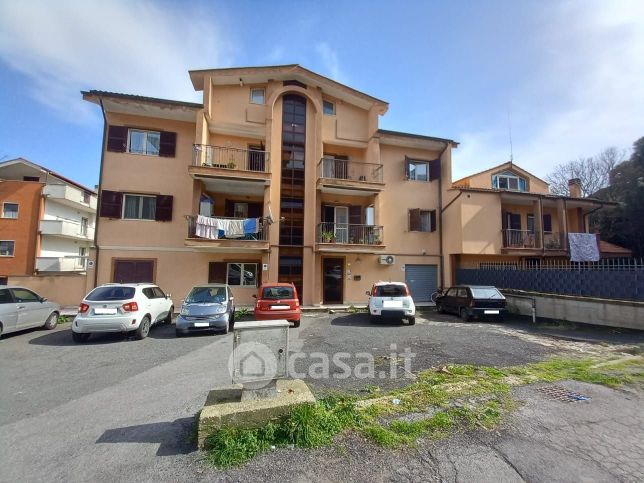 Appartamento in residenziale in Via di Cinquilla 1