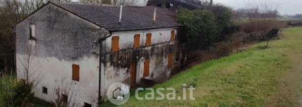 Casa bi/trifamiliare in residenziale in Strada San Cassiano