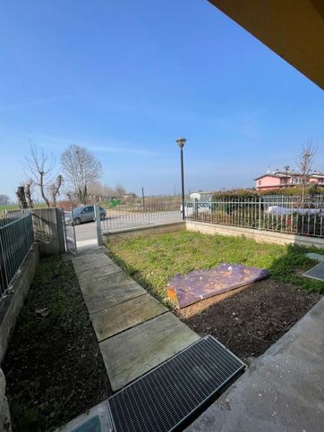 Casa bi/trifamiliare in residenziale in Strada Provinciale 29