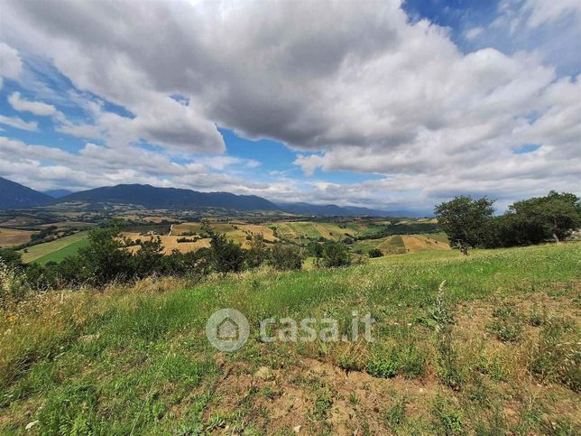 Terreno agricolo in commerciale in 