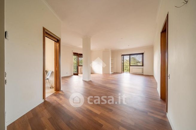 Appartamento in residenziale in Via del Fontanile Arenato 288