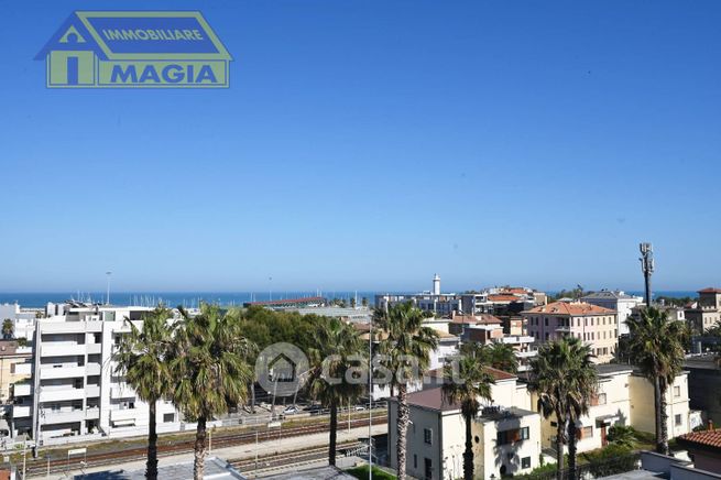 Appartamento in residenziale in Via Calatafimi 52