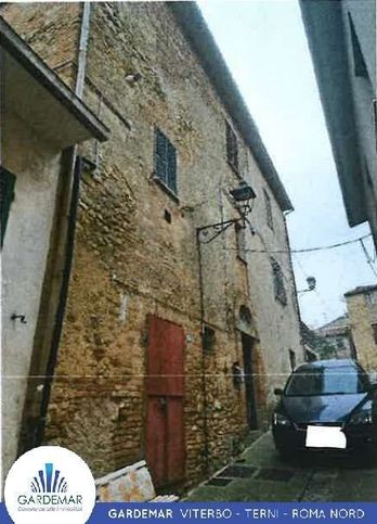 Appartamento in residenziale in Via Ugo Foscolo 21