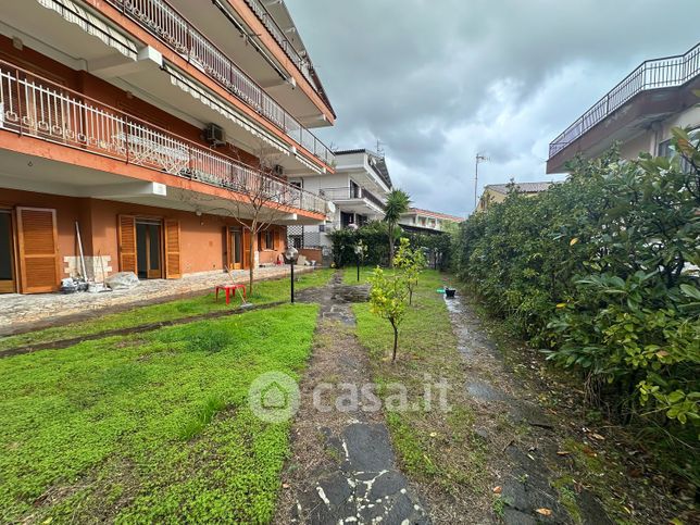 Appartamento in residenziale in Via Giuseppe Paone 14