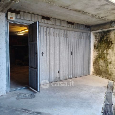 Box/posto auto in residenziale in Viale Rieti