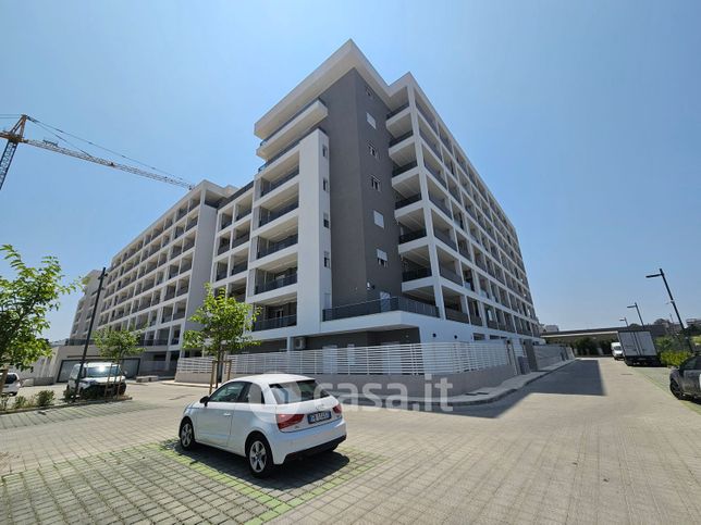 Appartamento in residenziale in Via Giovanni Amendola 156
