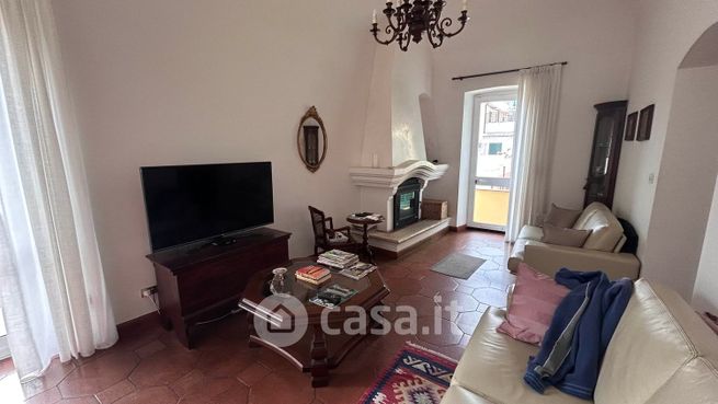 Appartamento in residenziale in Lungomare Guglielmo Marconi 13